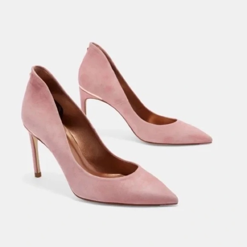 Ted Baker London Soft Pink Suede Heels